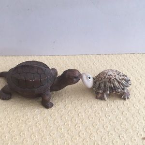 Miniature Happy Turtles